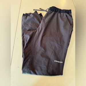 Patagonia, windbreaker, material pants medium